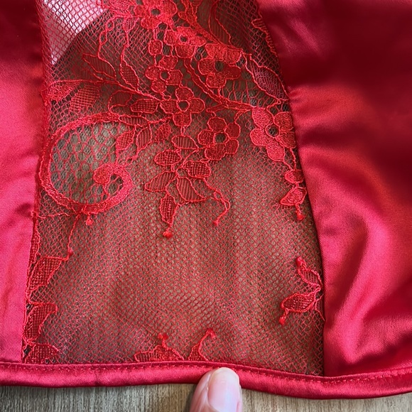 House of CB London Red Lace Satin Bustier Bodycon Dress Size Medium - Picture 16 of 16